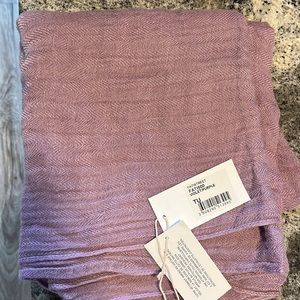 American Vintage lilac scarf